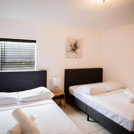 3 Bedroom Miami Home 15 Minutes To The Beach Екстериор снимка