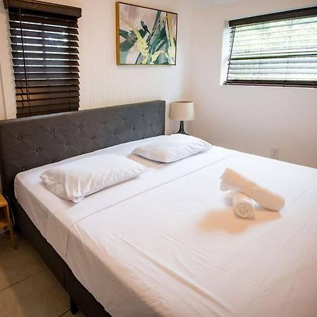 3 Bedroom Miami Home 15 Minutes To The Beach Екстериор снимка