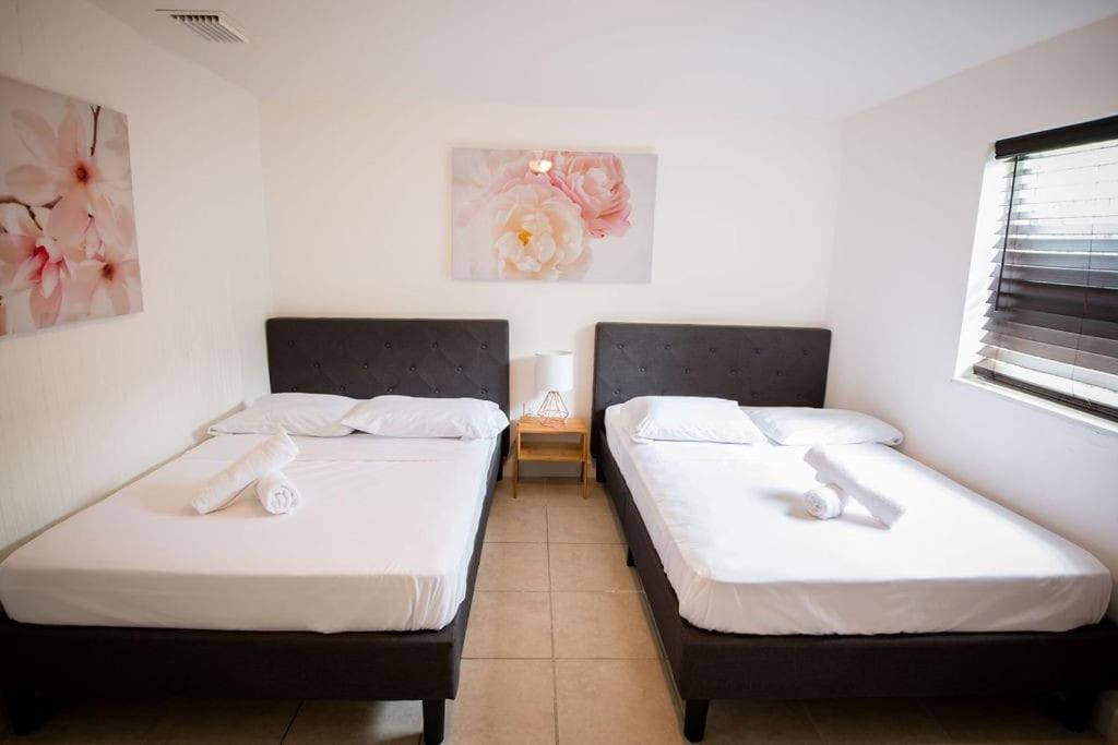 3 Bedroom Miami Home 15 Minutes To The Beach Екстериор снимка