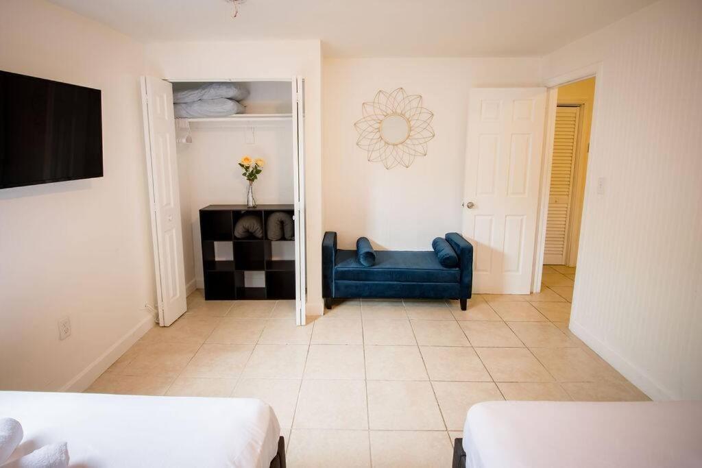 3 Bedroom Miami Home 15 Minutes To The Beach Екстериор снимка